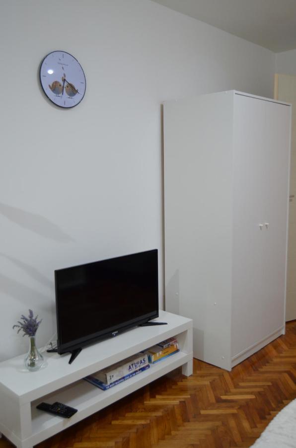 Mikmari Apartman Суботица Экстерьер фото
